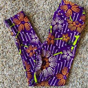 Kids S/M Halloween leggings!